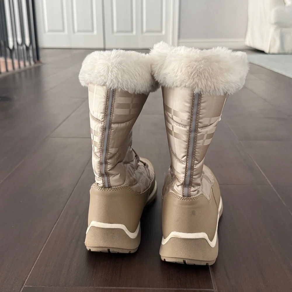 Lands End Faux Fur Lined Gold Boots for Girls